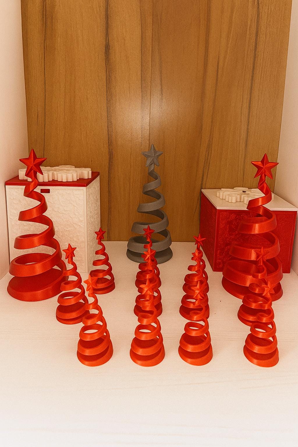 Minimalist Spiral Christmas Tree Decoration – 3D Printed Red Holiday Ornament – Modern Festive Table Decor