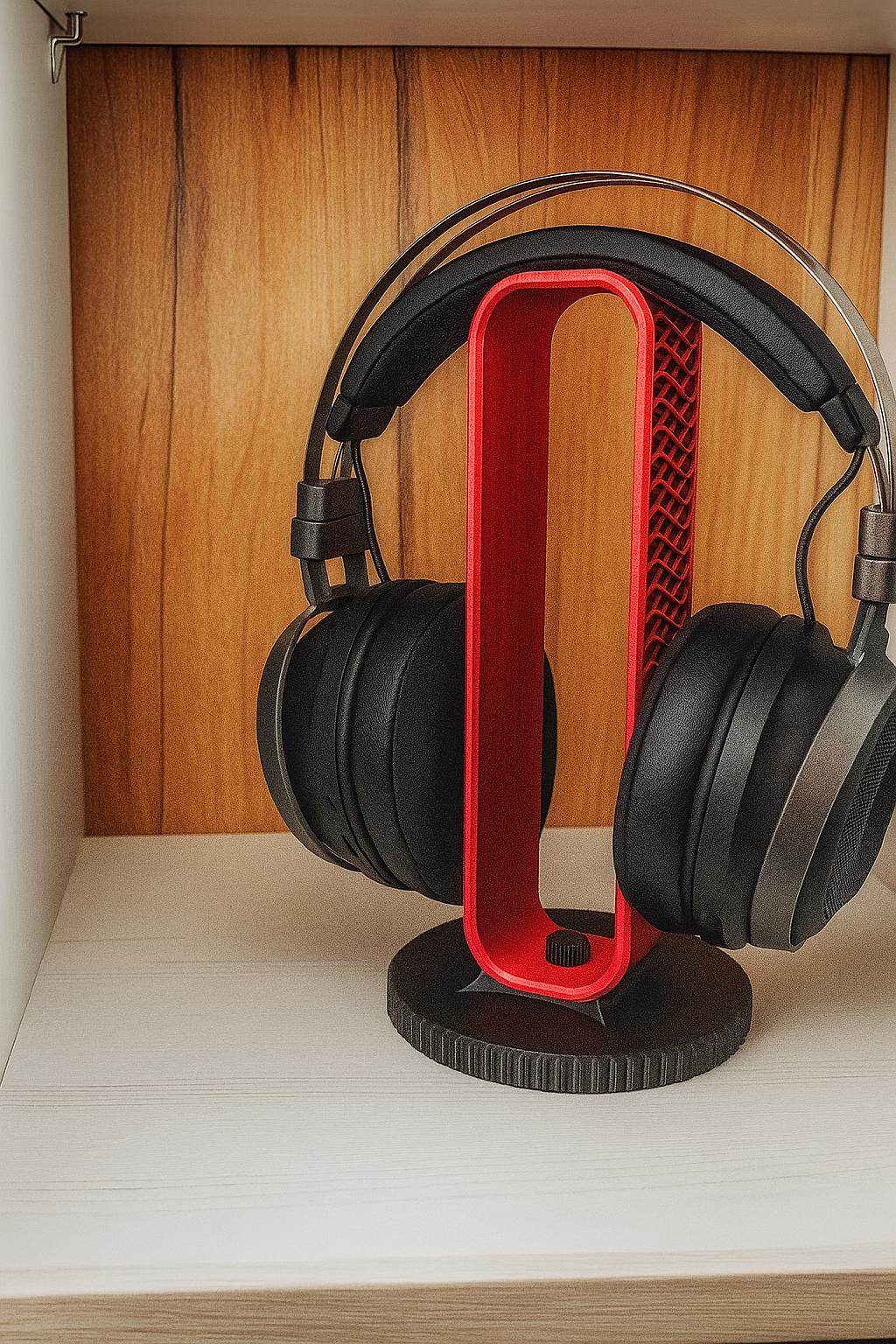 3D Printed Headphone Stand – Red & Black Modern Design – Durable and Stylish Desk Accessory